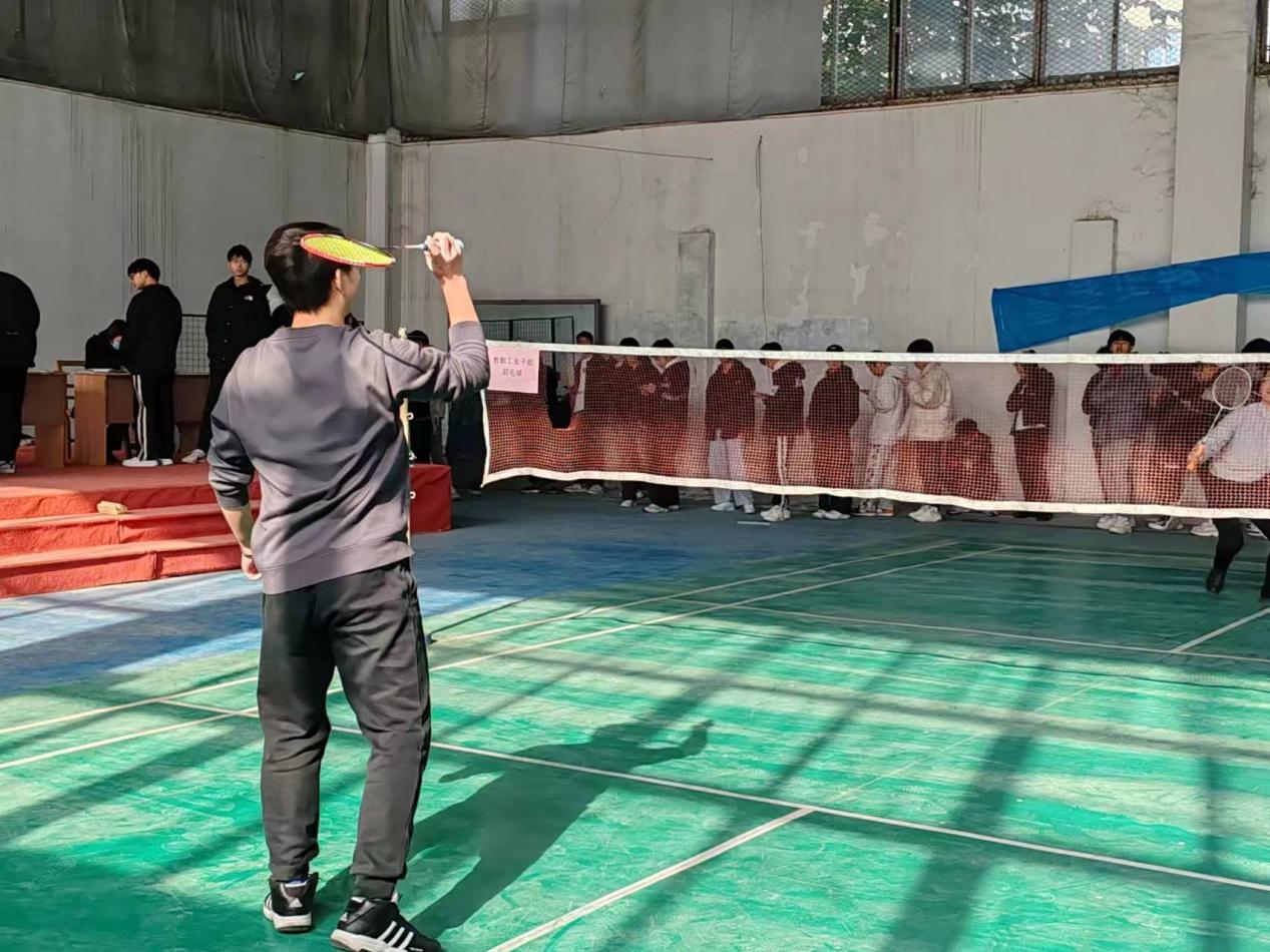 青春奋进新时代,运动逐梦向未来——bwin必赢国际中国官方网站2023年秋季运动会暨教职工运动会 青春奋进新时代,运动逐梦向未来——bwin必赢国际中国官方网站2023年秋季运动会暨教职工运动会