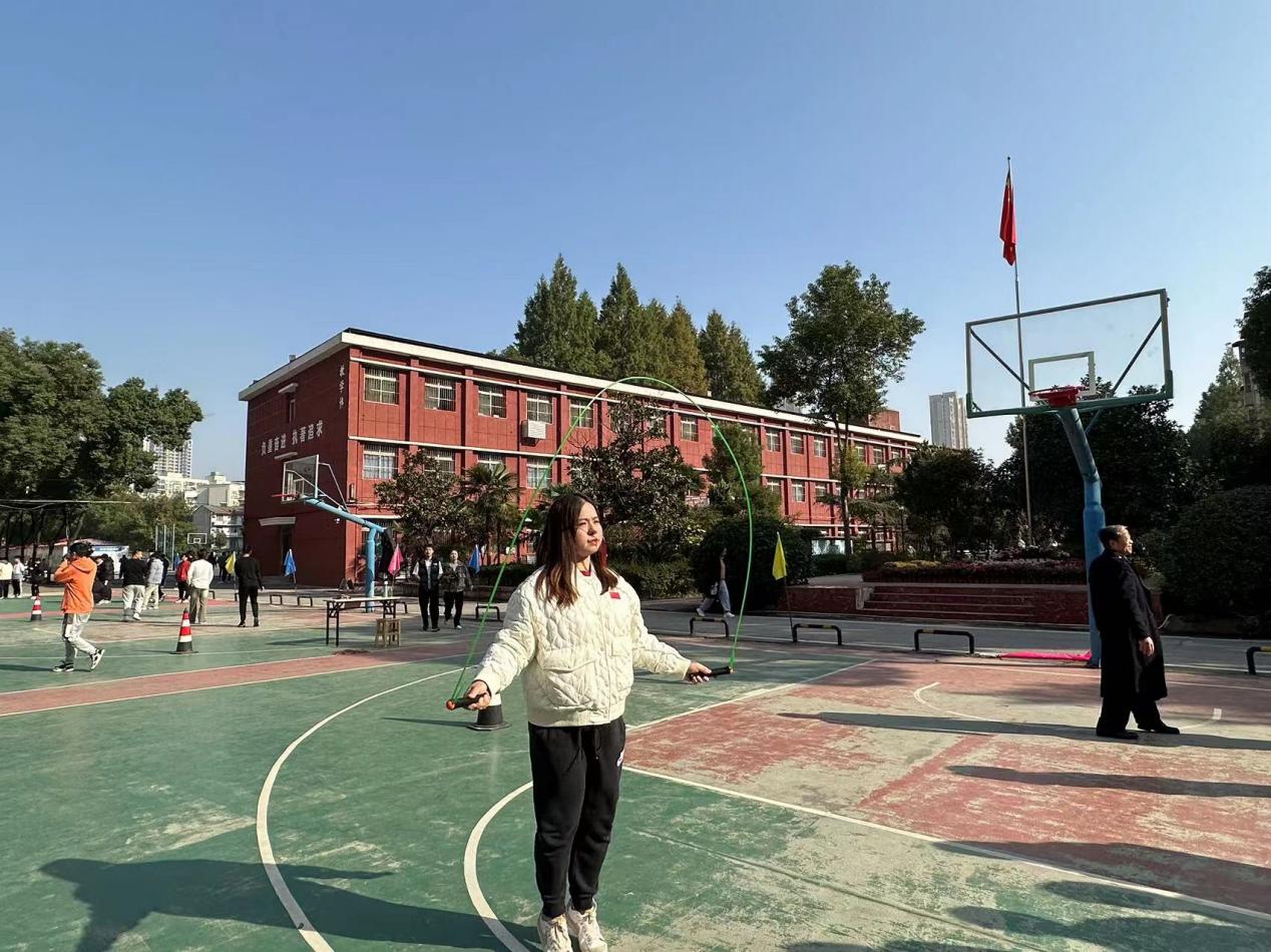 青春奋进新时代,运动逐梦向未来——bwin必赢国际中国官方网站2023年秋季运动会暨教职工运动会 青春奋进新时代,运动逐梦向未来——bwin必赢国际中国官方网站2023年秋季运动会暨教职工运动会