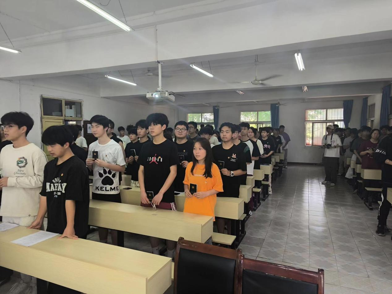 青春心向党，奋斗新征程 ——bwin必赢国际中国官方网站第五期团课结业典礼暨入团仪式