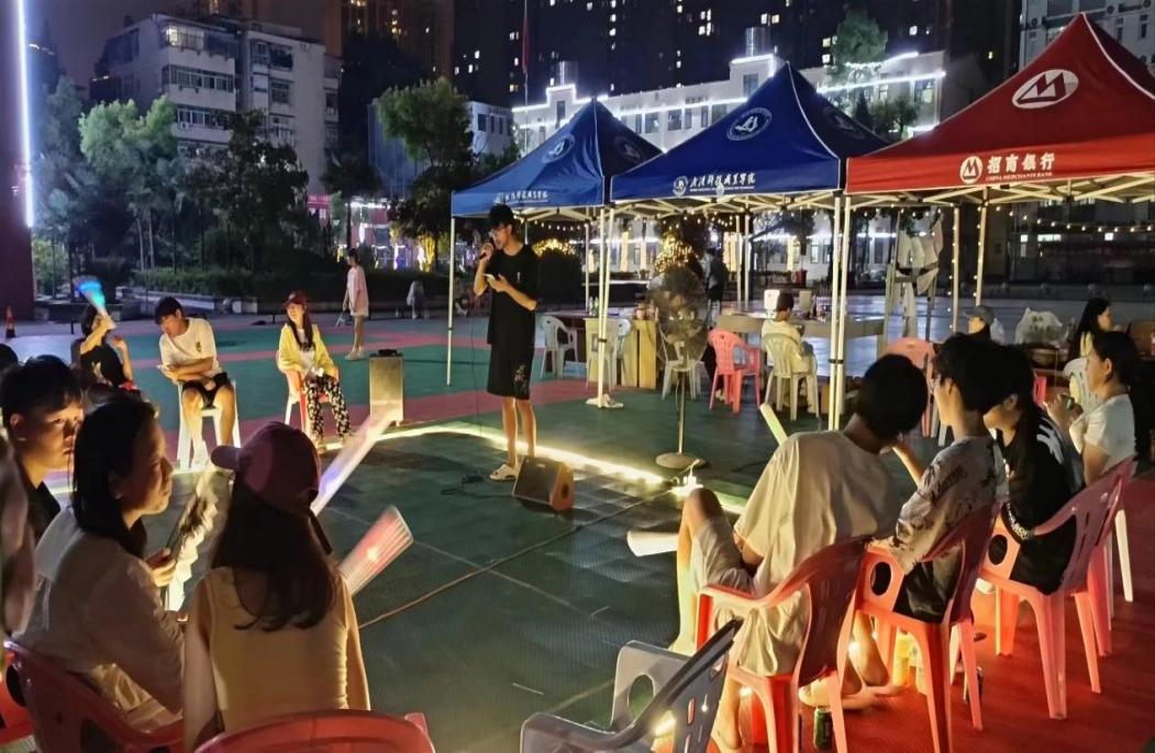 团簇星空,绽放芳华 ——bwin必赢国际中国官方网站第二届社团文化节 团簇星空,绽放芳华 ——bwin必赢国际中国官方网站第二届社团文化节