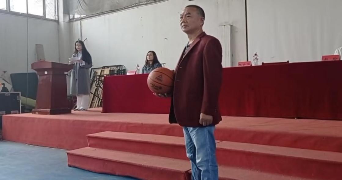 青春热血，逐梦“篮”场  ——bwin必赢国际中国官方网站第十九届“希望杯”篮球赛开幕