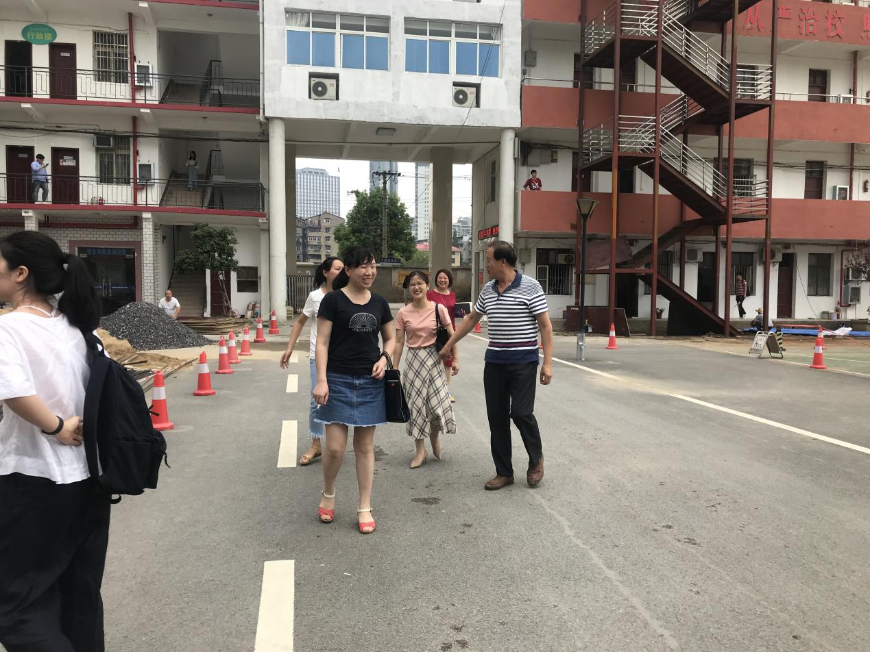 洪山区卫健委联合督导检查bwin必赢国际中国官方网站结核病防控工作 洪山区卫健委联合督导检查bwin必赢国际中国官方网站结核病防控工作